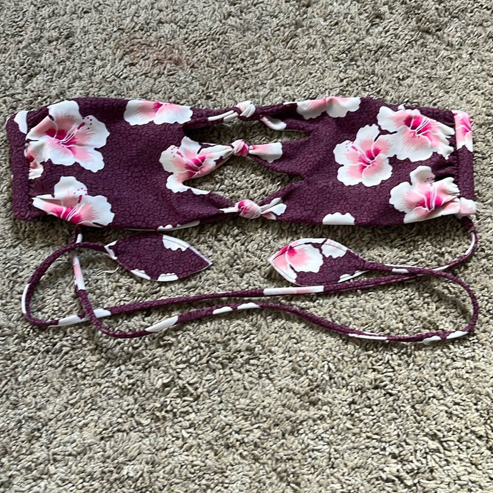 Benoa lani kayla top